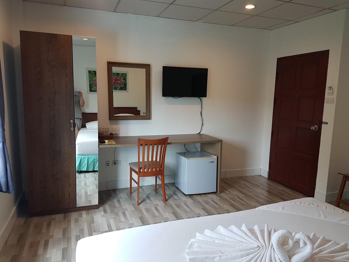 Welcome Inn Hotel @ Karon Beach. Single Room From Only 500 Baht Phuket Exteriör bild